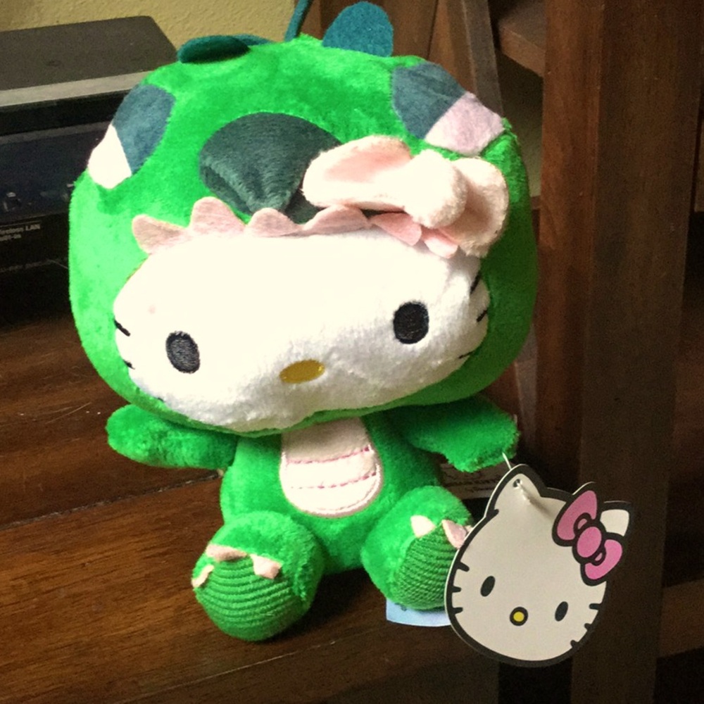 Hello kitty stuffed animal toy travel companion